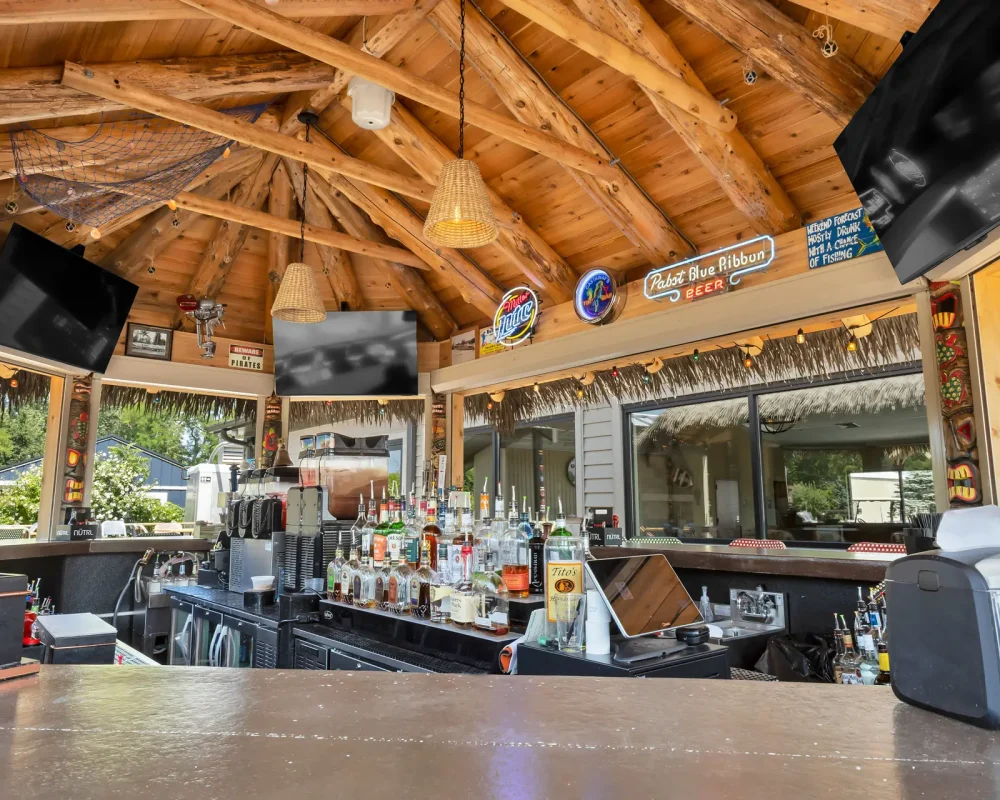 stack-chagrin-tavern-palmieri-8-26-361